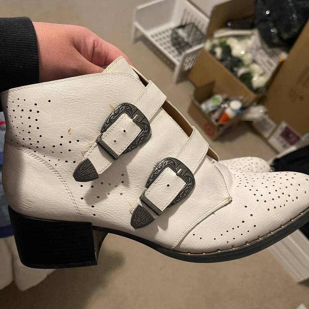 Buckle White Ankle Boots with Elegant Buckle Details